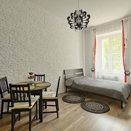 Apartament W Centrum :) Cracovia Exterior foto