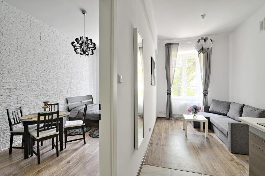 Apartament W Centrum :) Cracovia Exterior foto