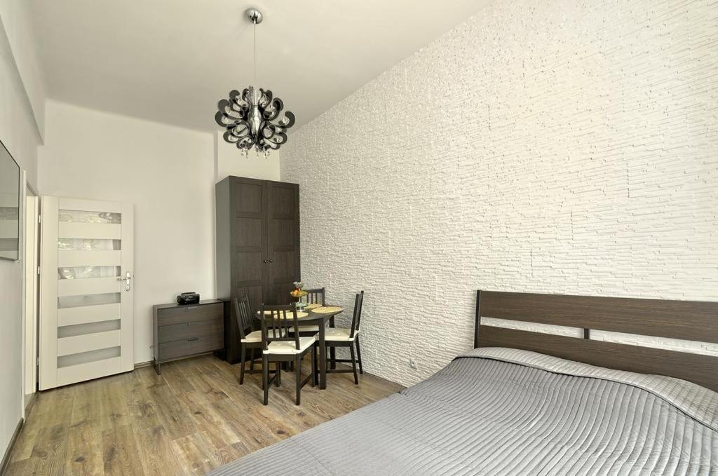 Apartament W Centrum :) Cracovia Exterior foto